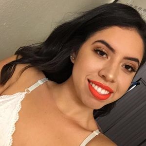 Meet your Posher, Belen